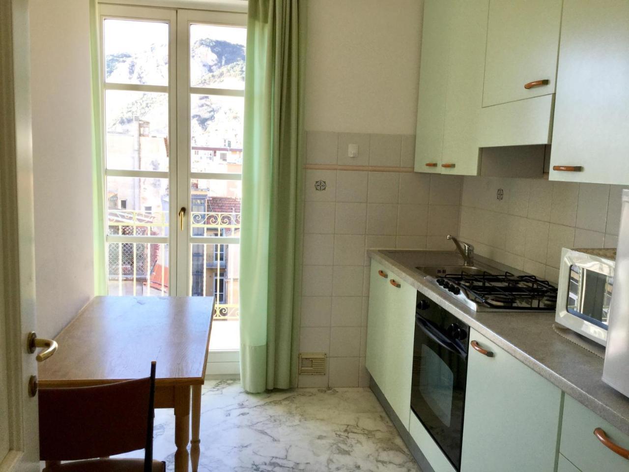 La Villetta Appartamenti Per Vacanze Finale Ligure Buitenkant foto