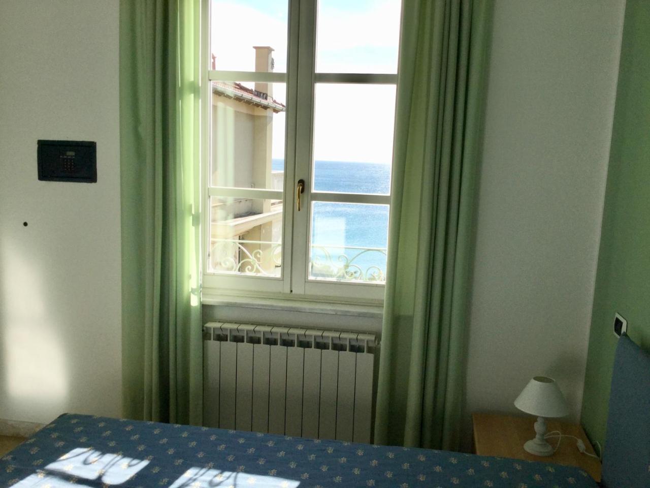 La Villetta Appartamenti Per Vacanze Finale Ligure Buitenkant foto