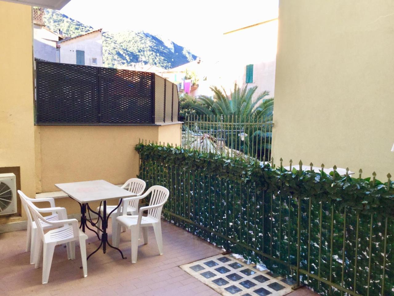 La Villetta Appartamenti Per Vacanze Finale Ligure Buitenkant foto